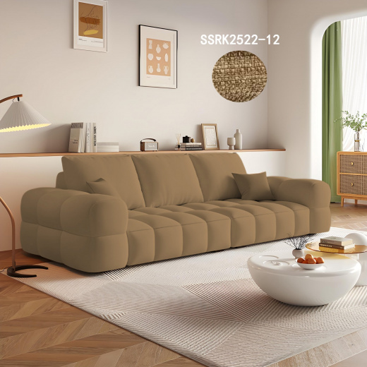 Внутри склада тканей FabricTex в Иваново, большие объемы в наличии